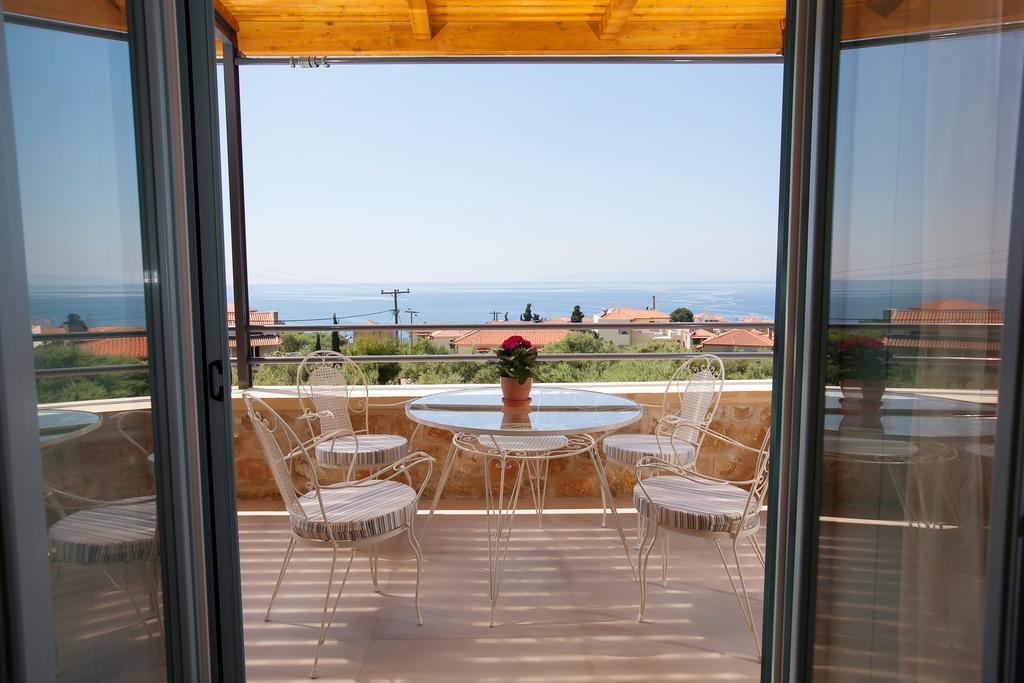 Lithos Guesthouse Kardamili Extérieur photo