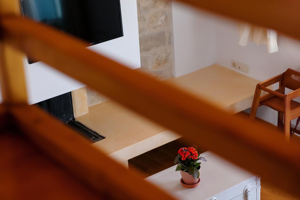 Lithos Guesthouse Kardamili Extérieur photo